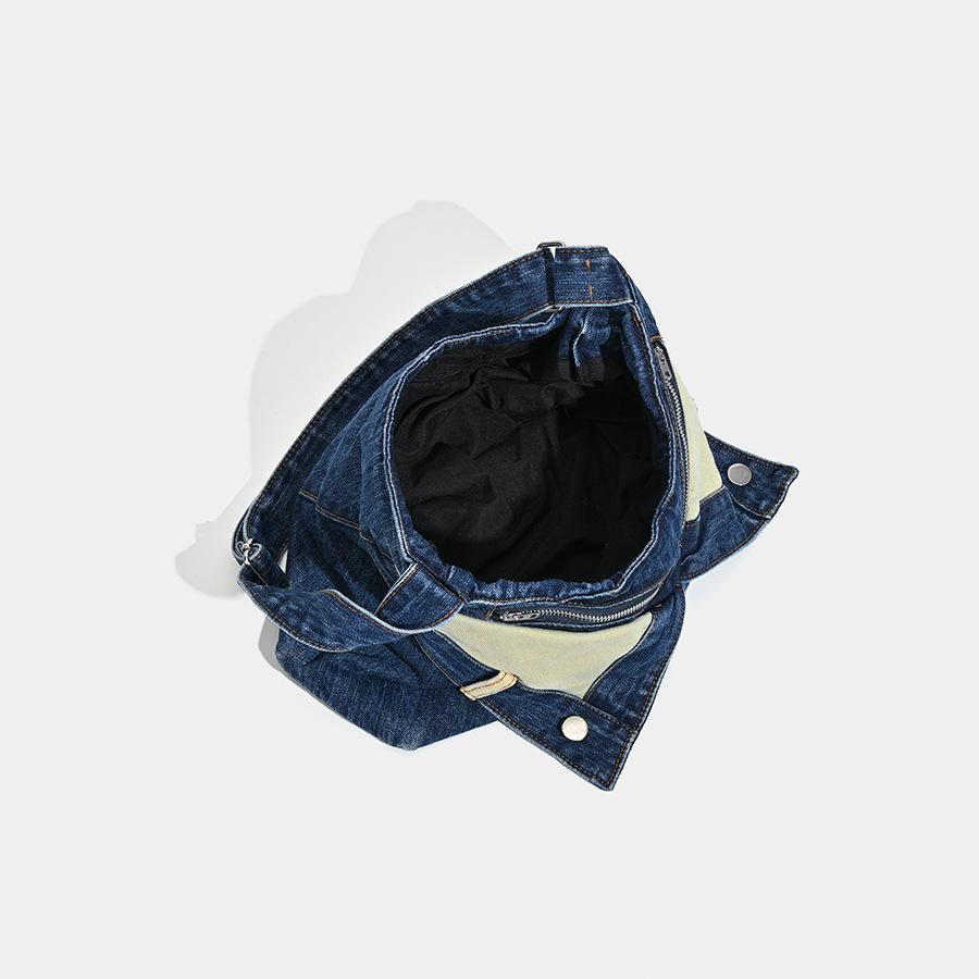 Large-capacity Single-shoulder Crossbody Bag with A College Style, A Fashionable and Versatile Commuting Tote Bag for Going on Trips