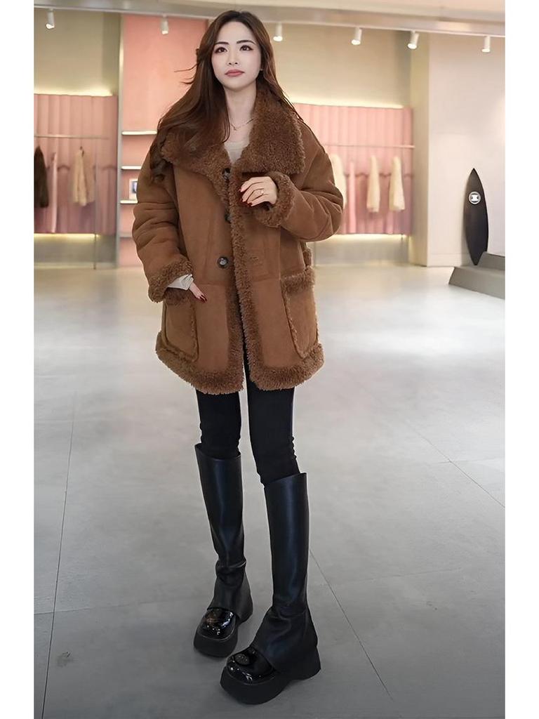 Autumn/Winter 2025 Women's Mid-Length Fleece-Lined Lambswool Reversible Fur Coat