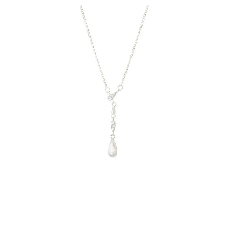 Elegant Water Drop Tassel Necklace - Trendy, Versatile Clavicle Chain for Women