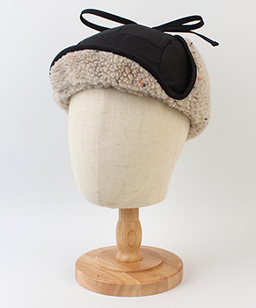 Yunibeosyeolkemiseuteuli Retro Poly Black Earflap Cap