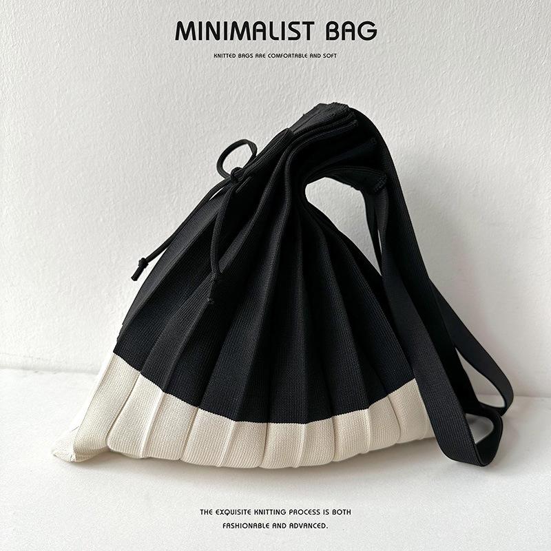 New Knitted Pleats Tote Bag Designer Chic Stitching Contrast Korean Retro Fashion Women Shoulder Shopper Handbag Foldable