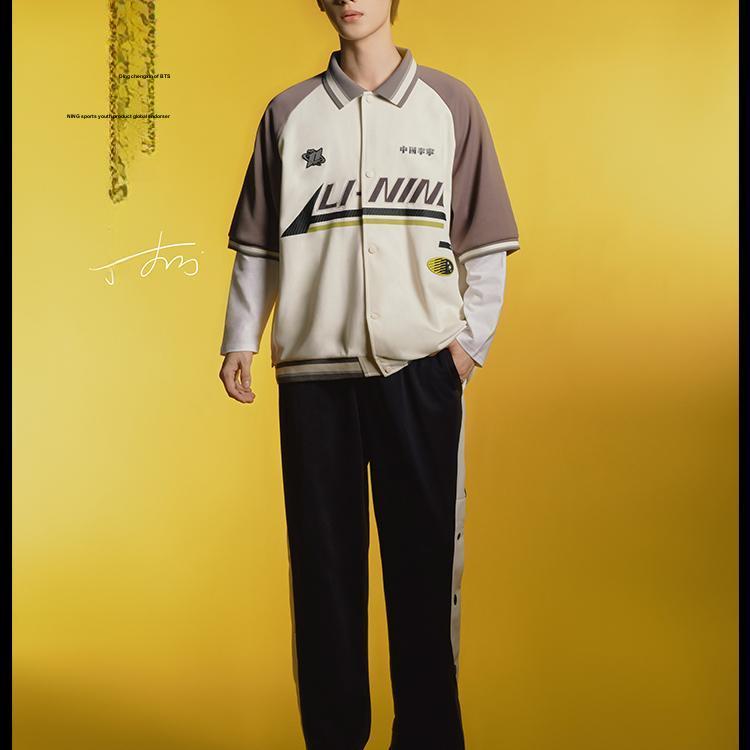 Li Ning Reignite Series Color Block Square Neck Single-Breasted Short Sleeve T-Shirt Men Tops Off-White Smoke-Gray AYSU001-2