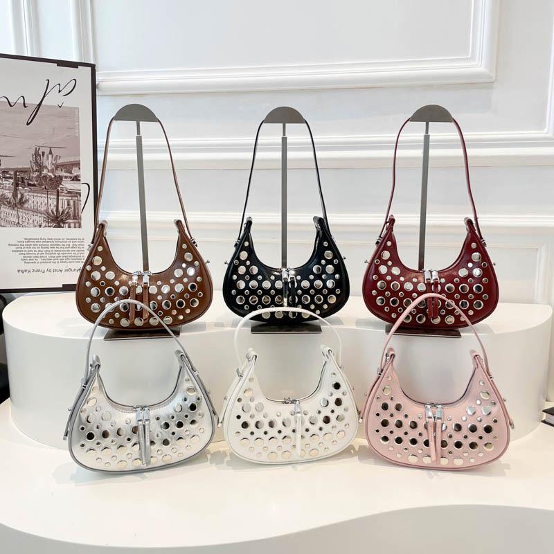 Rivet Underarm Bag Spring Summer 2025 New Korean Edition Fashion Niche Shoulder Bag Casual Ladies Versatile Dumpling Bag
