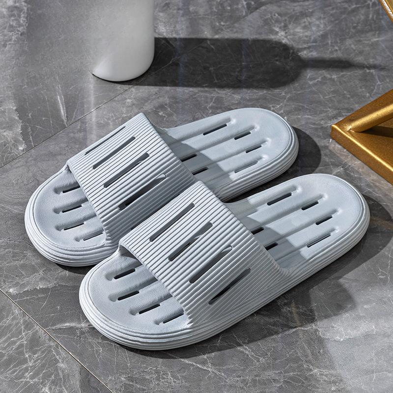 

Летняя обувь на мягкой подошве, которая ощущается как ходьба по фекалиям, домашние противоскользящие шлепанцы Fits 43-44 серый