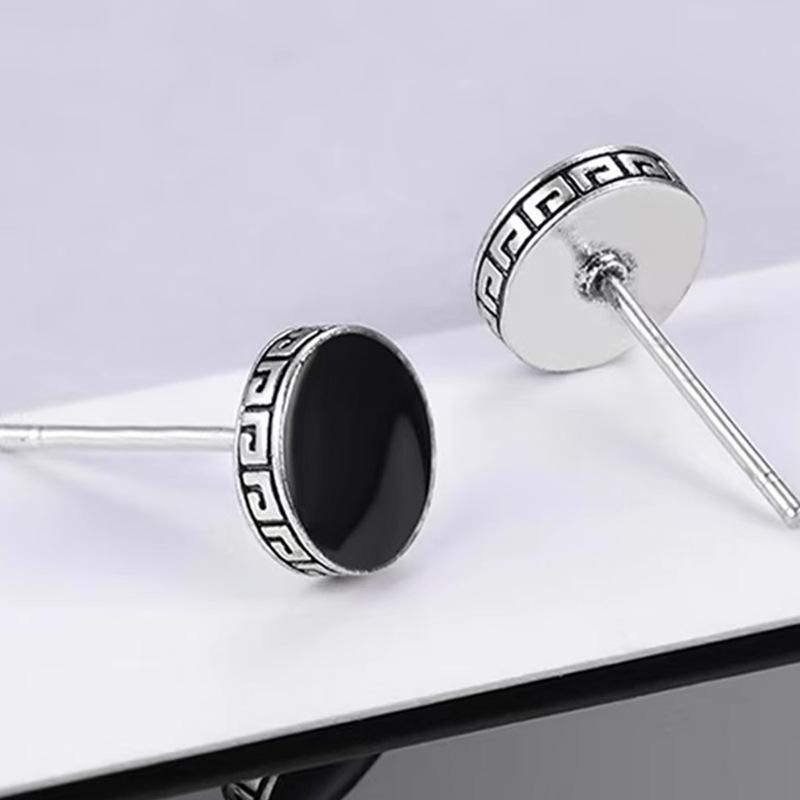 Simple Black Stud Earrings Female Niche Design Temperament Cold Wind New Unique Earrings