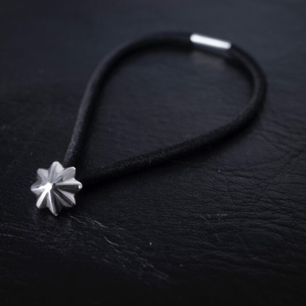 Josilver 10Mm Concho Hair Tie (Silver)