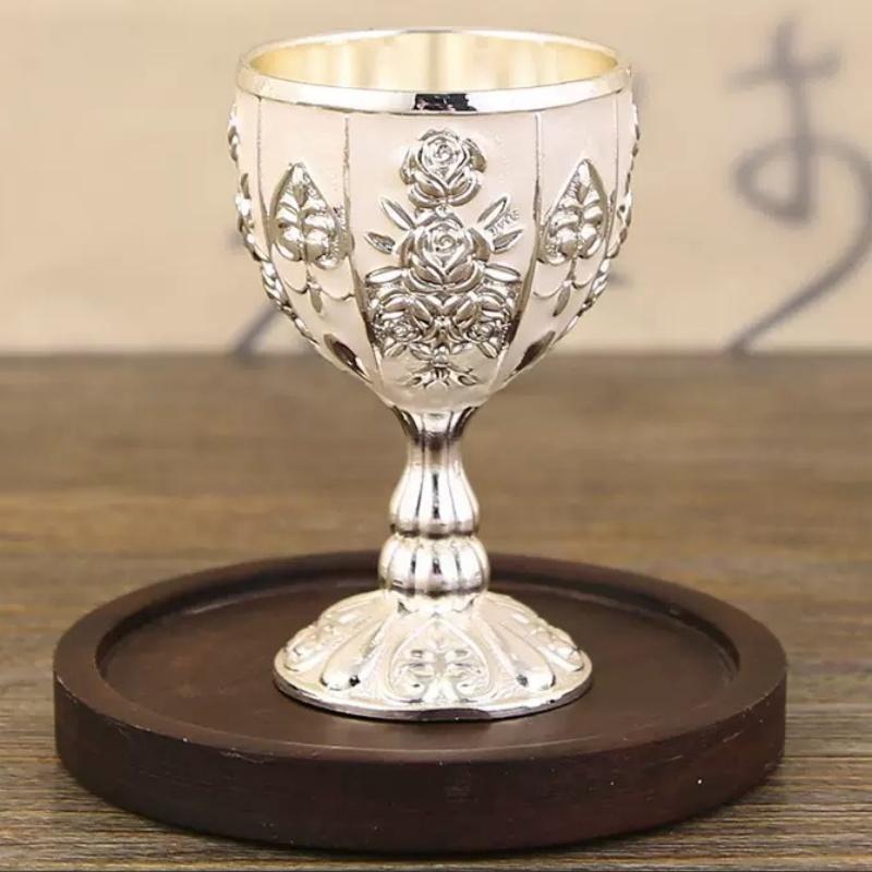 Wine Glass, Carved Mini Spirit Vodka Cup, Vintage Alloy Portable White Wine Goblet, Creative Wedding Party Decoration, 30ml,1pcs