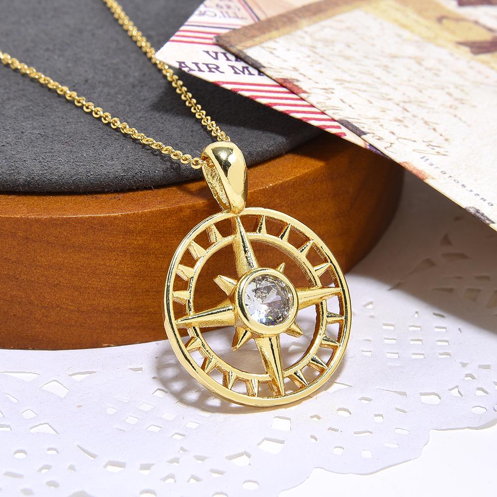 Colar Pingente Coração Zircônia Cobre Retrô Estrela Lua para Homens e Mulheres