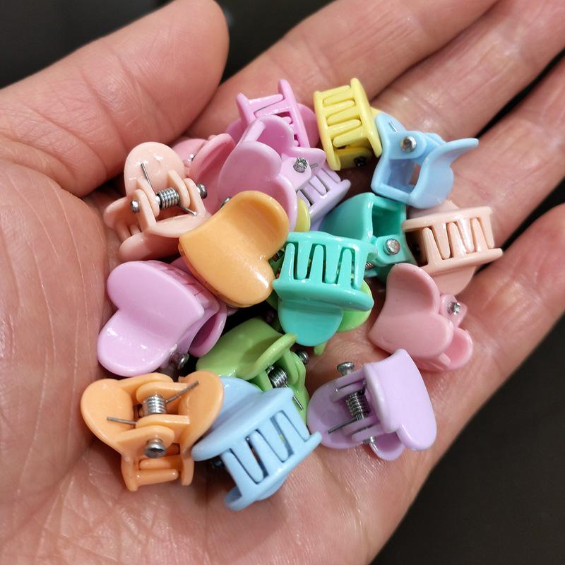 Set Mini Mollette per Bambini: Clip Margherita, Coniglio, Stella, Fiore di Prugno