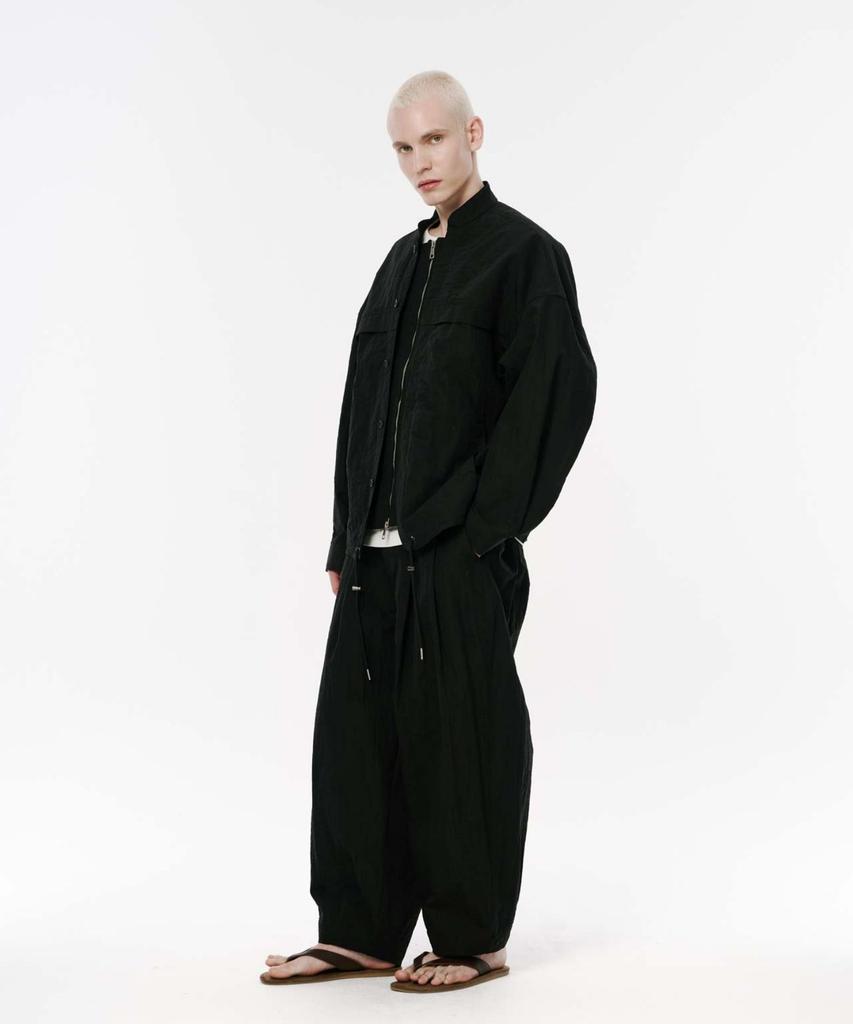 Kodeumopeu Balloon Fit Linen Texture Pants Black