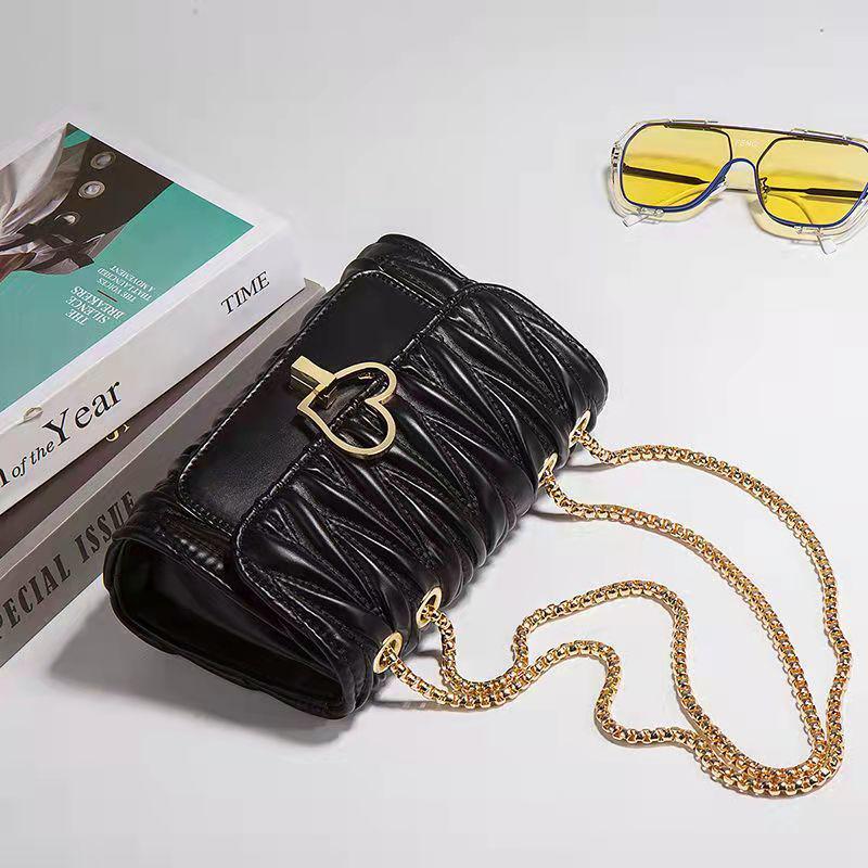 

2025 Women s Cowhide Chain Handbag - Versatile Fashion Crossbody & Shoulder Bag