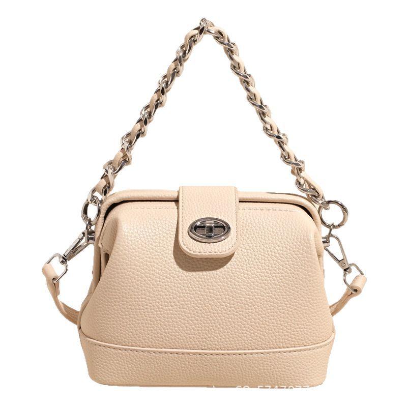 Premium sense solid color chain underarm bag women's 2025 new fashion foreign style shoulder bag versatile solid color messenger bag tide