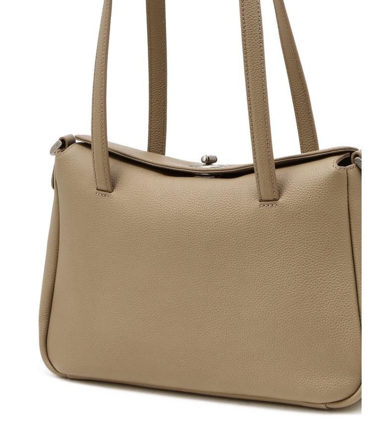 Daks Womens Accessories Taupe O Lock-Detailed Flap Shoulder Bag M_Dcba6E951I2