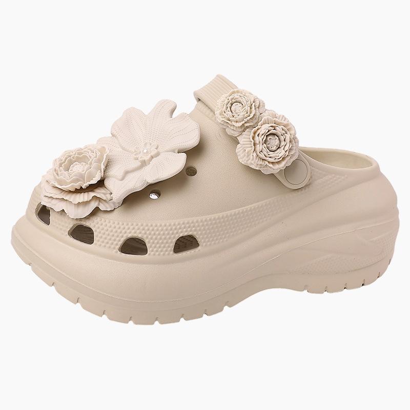 Fashion Versatile Casual Flower Hole Shoes Women's Summer New Design Versatile Classic Outer Sandals