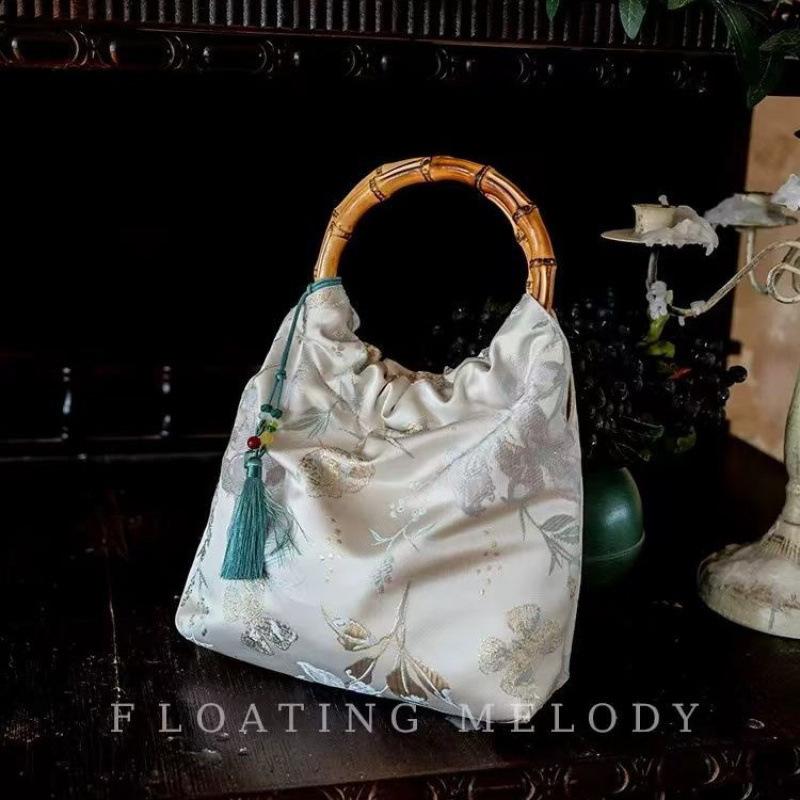 

Fashion trend niche design bucket bag spring new casual simple texture women s handbag