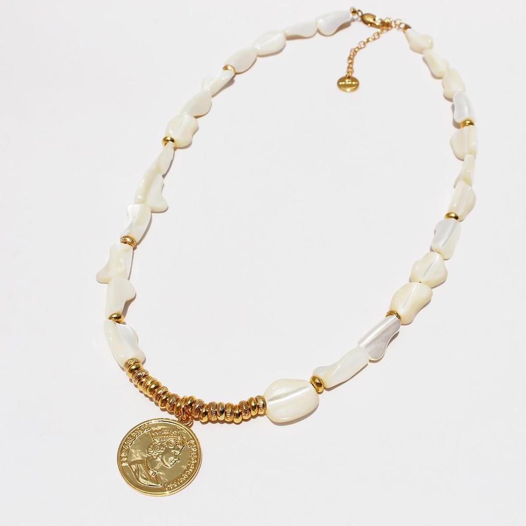 Vintage Irregular Mother-of-Pearl Coin Pendant Necklace