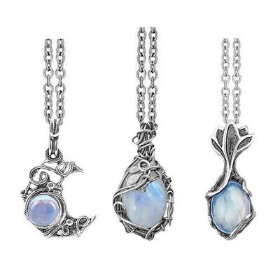 Artificial Moonstone Antique Pendant Necklace Gems Cabochon Vintage Boho Moon Necklace for Lady Girls Women Gift