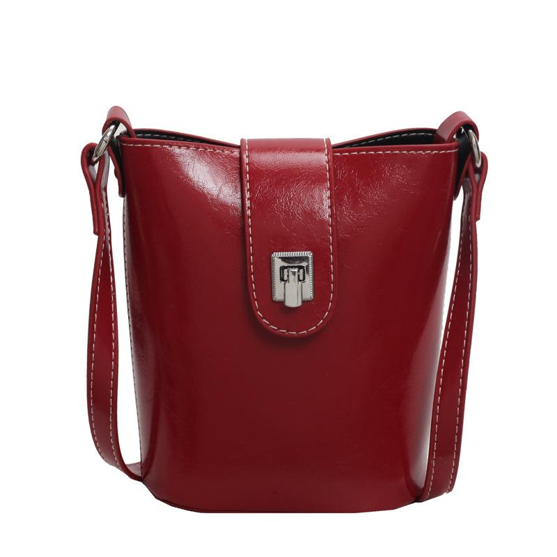 

Новая весенне-летняя сумка-ведро через плечо, трендовая, простая, для работы, модная, повседневная, простая сумка для мобильного телефона, женская сумка красный