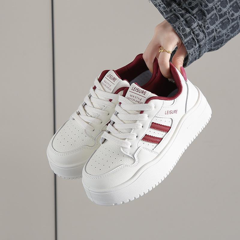 

2025 autumn new ins Korean version breathable little white shoes female students platform versatile casual sports board shoes MXF03 40