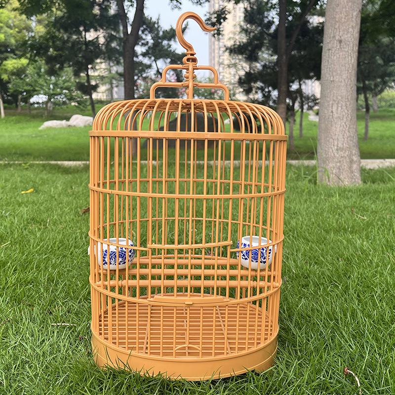 

Кругла клітка для маленьких птахів (Діаметр 25см) – Підходить для білоочки, червоноголового, нерозлучника, щиглика, бенгальського амадина