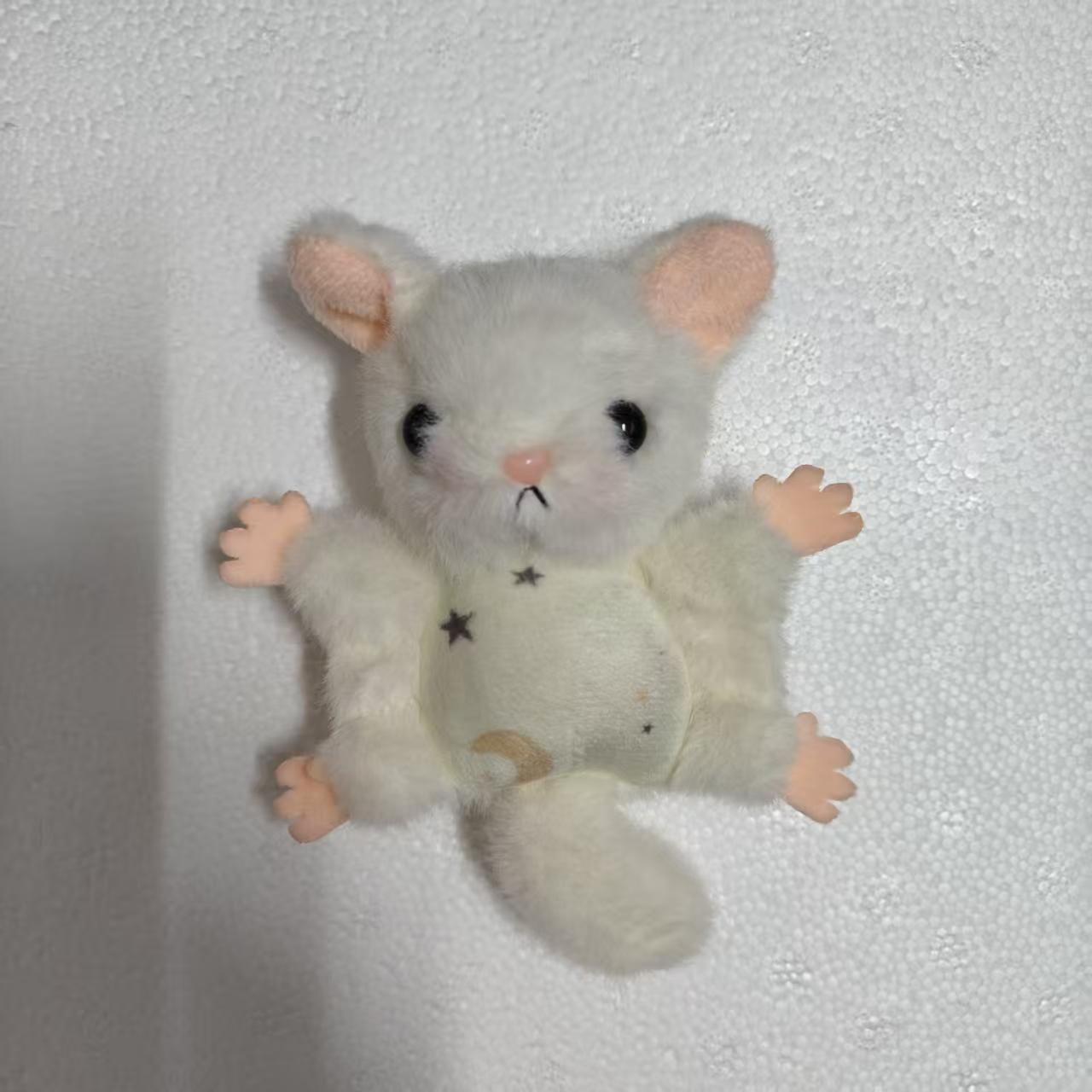 Popular little flying squirrel plush pendant toy honey bag glider doll keychain schoolbag pendant doll plush keychain cute
