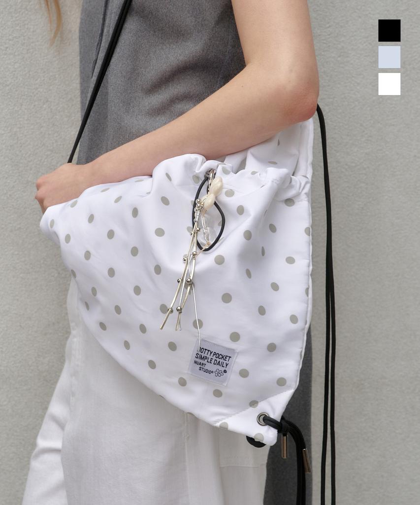 Nuart Studio Dottie Pocket Gym Bag String Bag_White