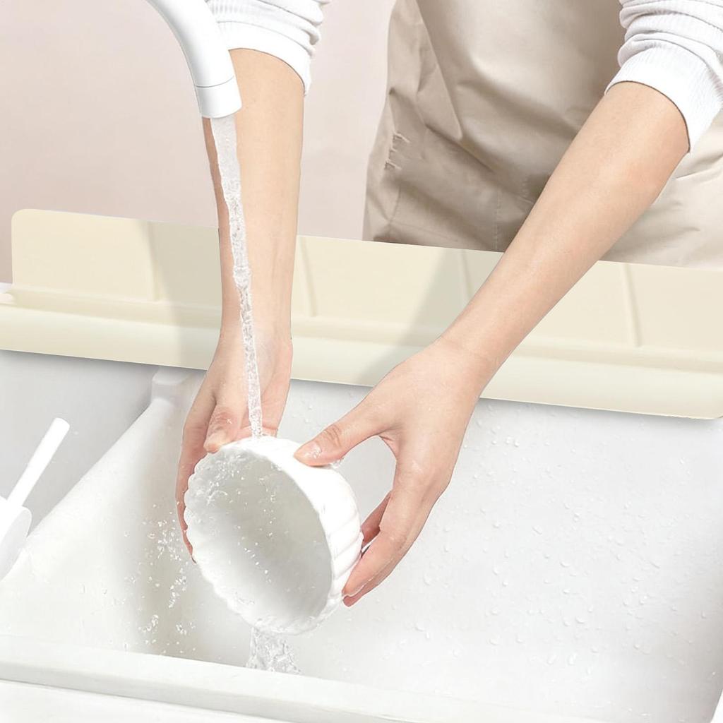 1 szt. Wodoodporna osłona przeciwbryzgowa na zlew z przyssawkami, artykuły kuchenne, domowa osłona przeciwbryzgowa na blat zlewu