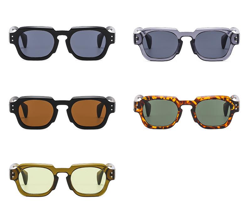 Square Vintage Sunglasses Men Women Brand Designer Rivet Sun Glasses Male Female Fashion Travel Outdoors Shades