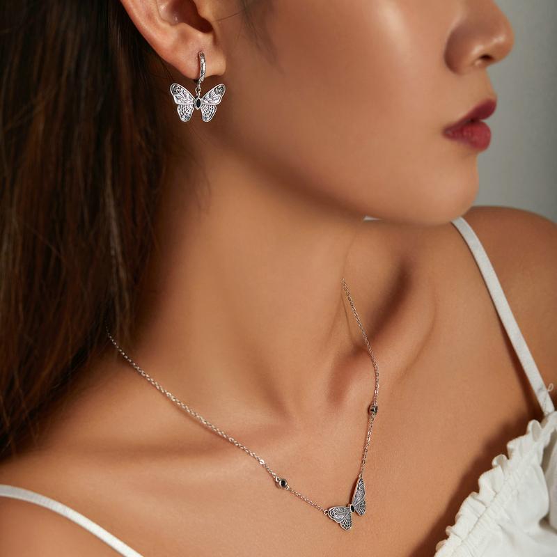 Silber Vintage Dark Gem Big Butterfly Halskette für Frauen 925 Sterling Silber Schmuck Ball Party Halloween Geschenk Halsband