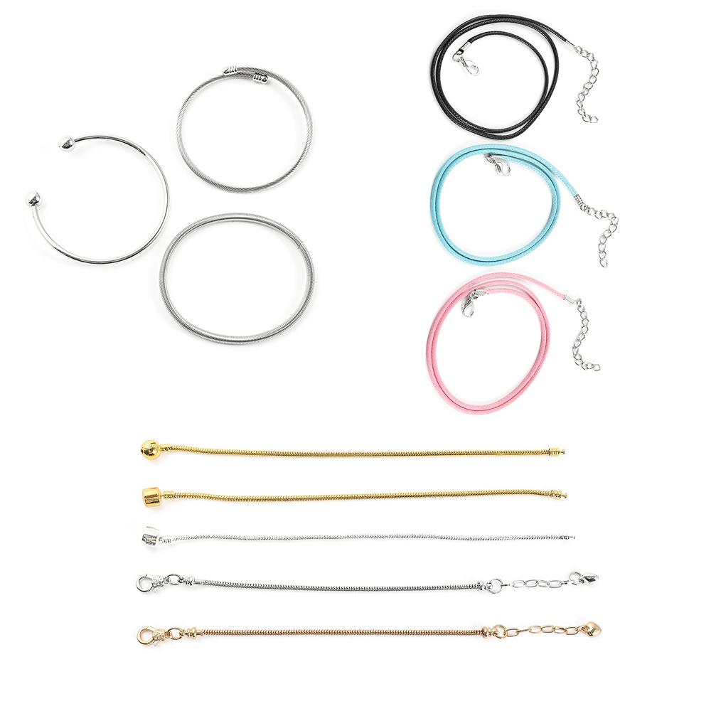 Bracciale con Charms per Figure di Film Perline Ciondolo Fai da Te Avengers Iron Man Spiderman Charms per Realizzazione Manuale Gioielli Accessori