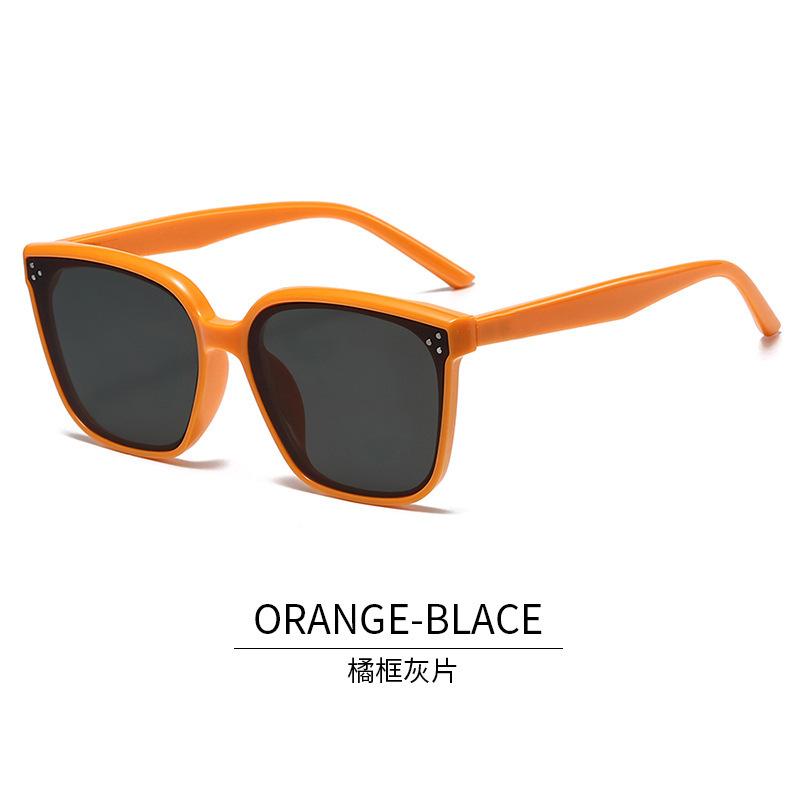 Square Sunglasses Women UV400 Protection High Quality Rivets Decoration Outdoor Sun Glasses for Men and Women