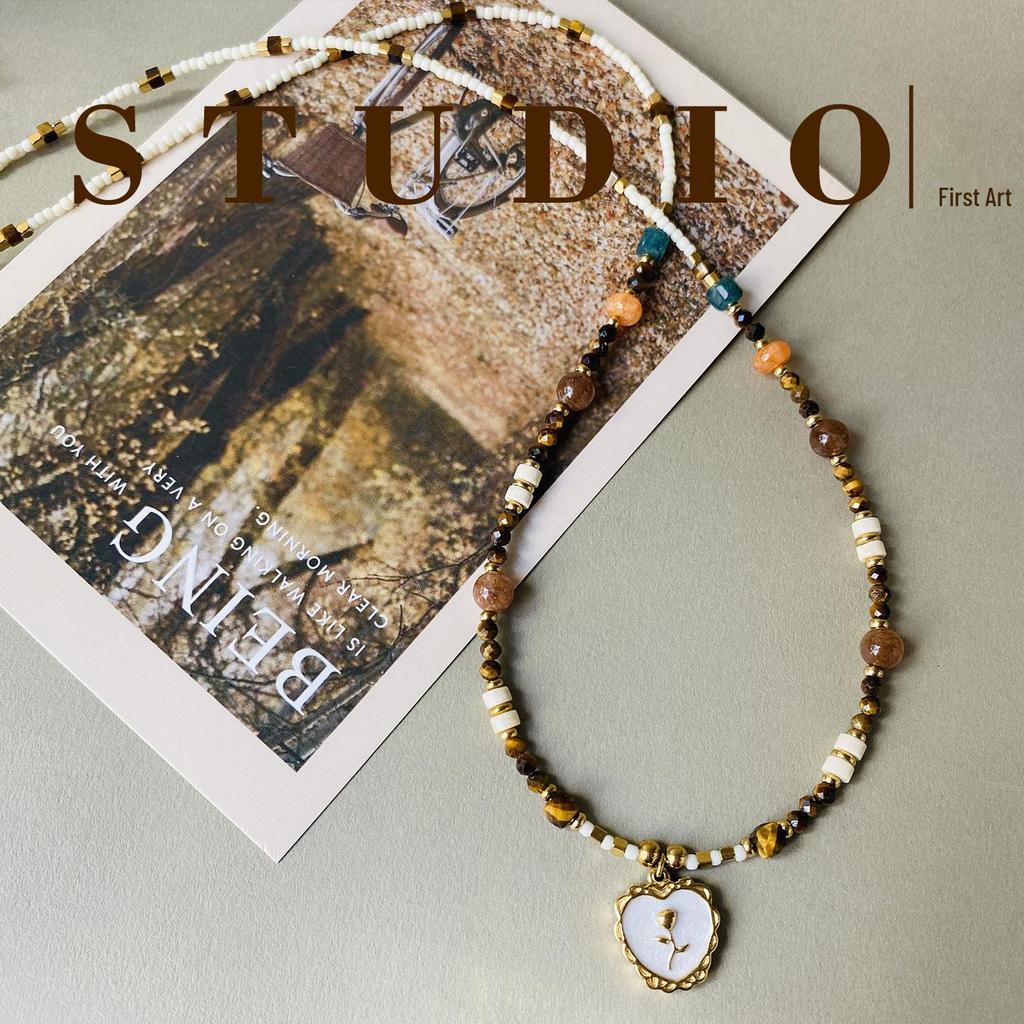 Garden Autumn/Winter Maillard Tiger Eye Beaded Necklace Women's Light Luxury Natural Stone Sweater Chain