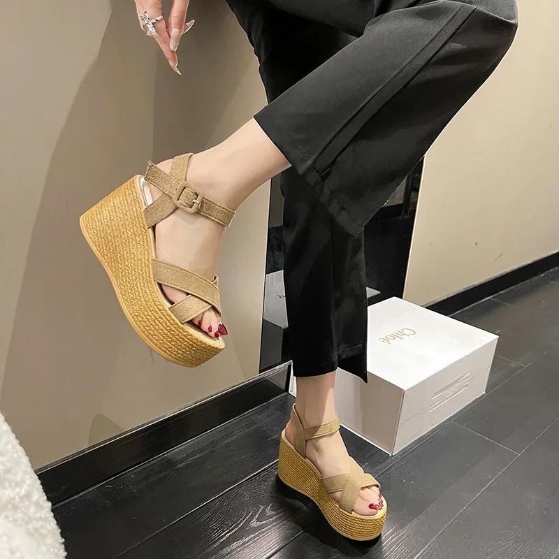 Wedge Summer New Large Fashionable Thick Bottom Buckle Casual/Comfortable Walking Shoes Women's Sandals Size34-42