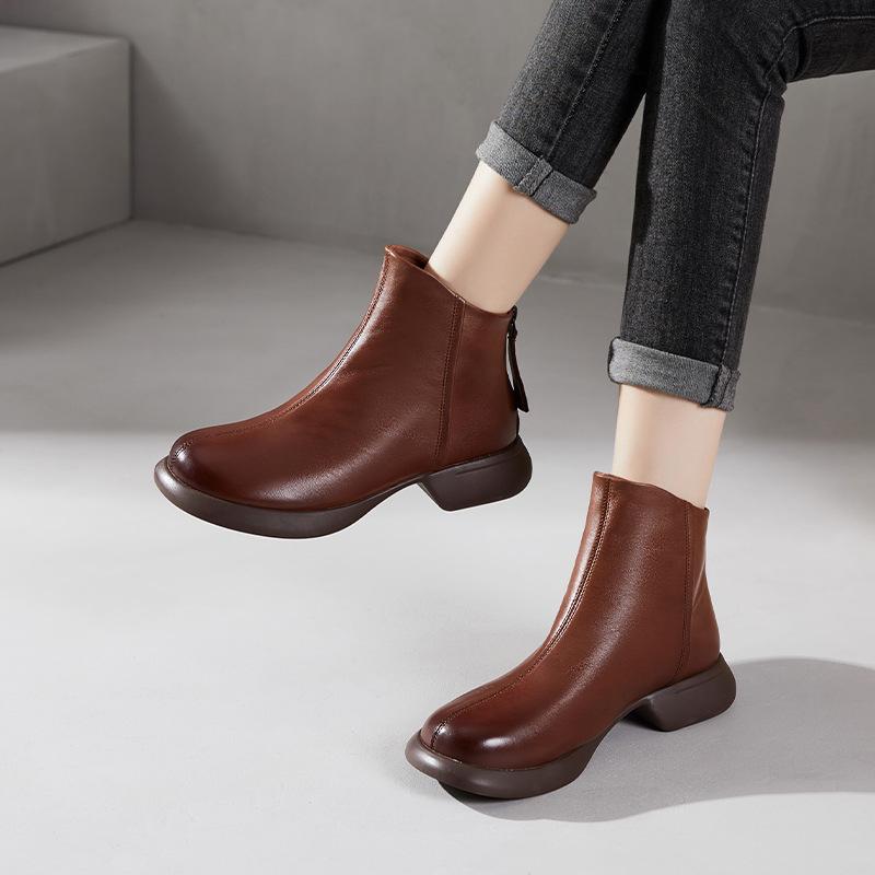 The first layer of cowhide short boots for women's autumn and winter 2025 new retro ethnic leather Chelsea women's small leather boots