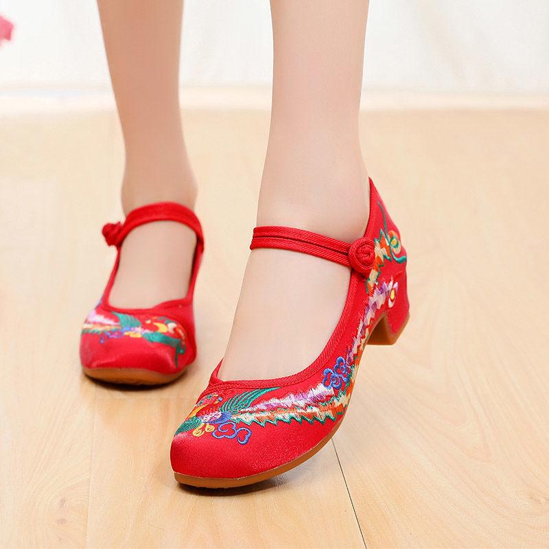Xifeng Old Beijing Embroidered High Heel Shoes - Women's Folk Style, Cheongsam, and Casual Dance Wear.