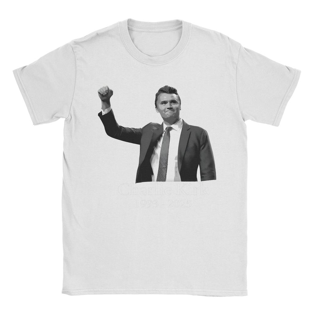 Man T Shirt REST IN PEACE Charlie Kirk 1993-2025 T Shirts Novelty Beach Tee Shirt Y2K Casual Casual Pure Cotton Tops Plus Size