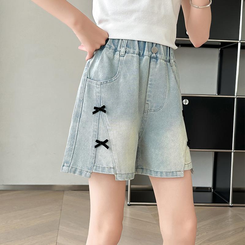 

Летние джинсовые шорты с бантом для девочек, модные универсальные джинсы, повседневные спортивные шорты для детей 5-15 лет 150 синий