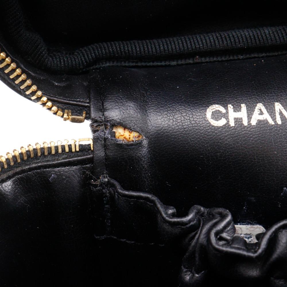 CHANEL COCO Mark Vanity A01998 Handbag Pouch black Patent leather Women Used