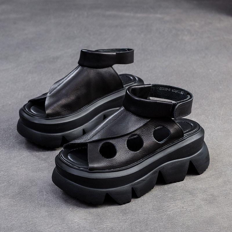2025 Summer New Retro Sponge Heel Sandals for Women, Casual and Fashionable Roman Women's Sandals with Hollowed-out Designs