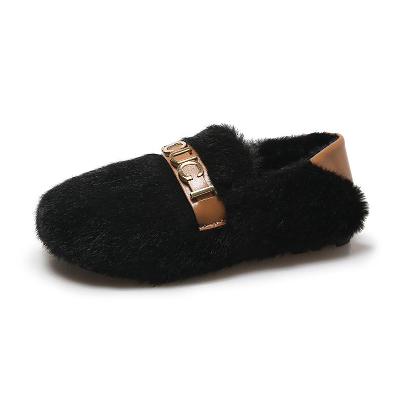 Internet celebrities wear two fluffy shoes on one foot, women wear plush thermal slippers, 2024 new autumn and winter plush shoes