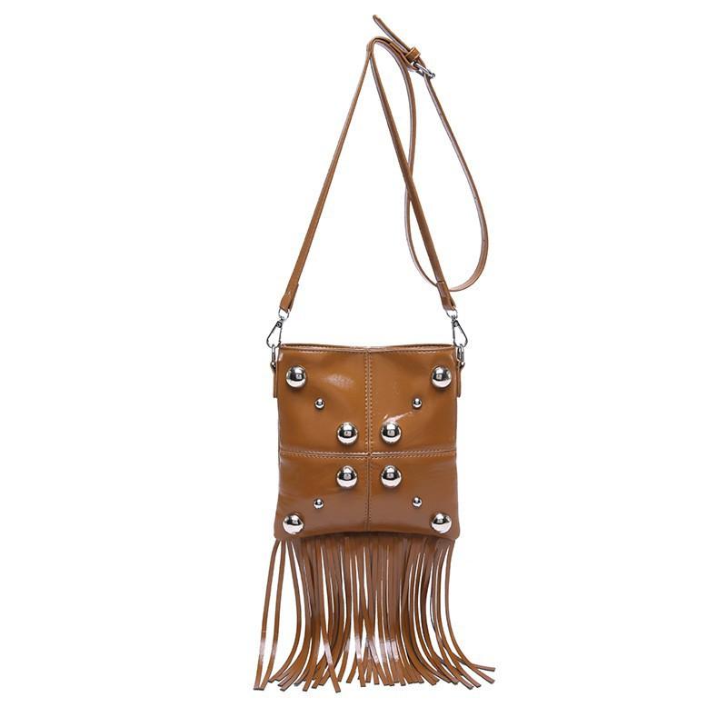 

Retro High-end Rivet Motorcycle Bag Niche Design Tassel Square All-match One-shoulder Cross-body коричневий