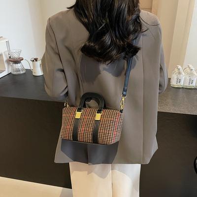2025 Plaid Boston Bowling Bag Women's High-end Niche Underarm Chain Bag Exquisite Portable Messenger Bag