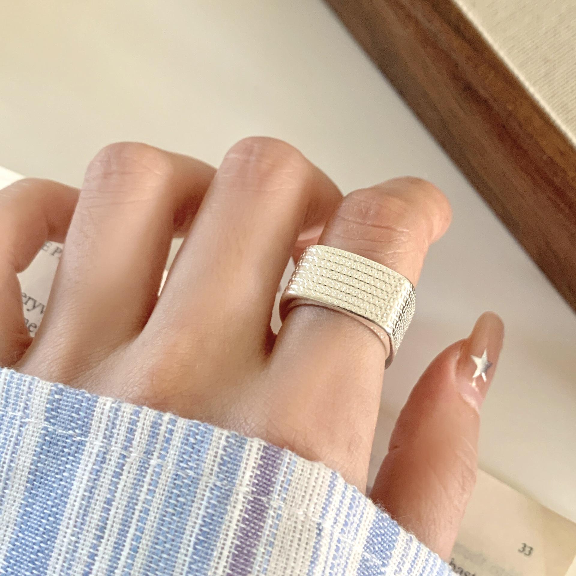 Trendy High-End Open Adjustable Square Geometric Wheat Ear Ring for Women One Size jz7979