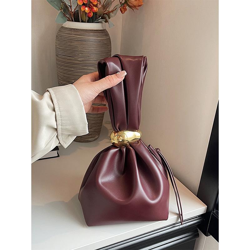 

Korean Version of Niche and Weird Small Bag designed for Women In Autumn and Winter New Vintage Pleated Mini Bucket Bag