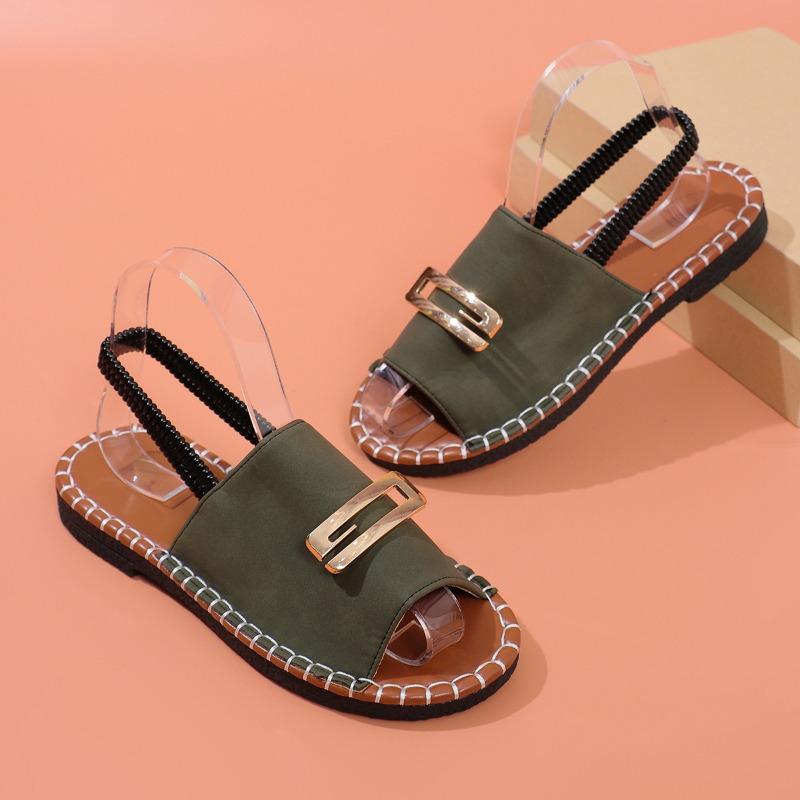 Flat-bottomed Women's Elastic Band Metal-decorated Large-sized Sandals