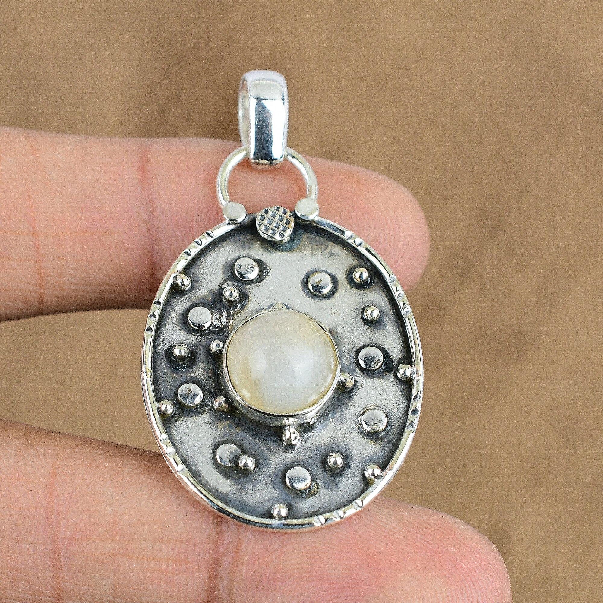 

Natural Moonstone Gemstone Pendant 925 Sterling Silver Indian Jewelry For Girls