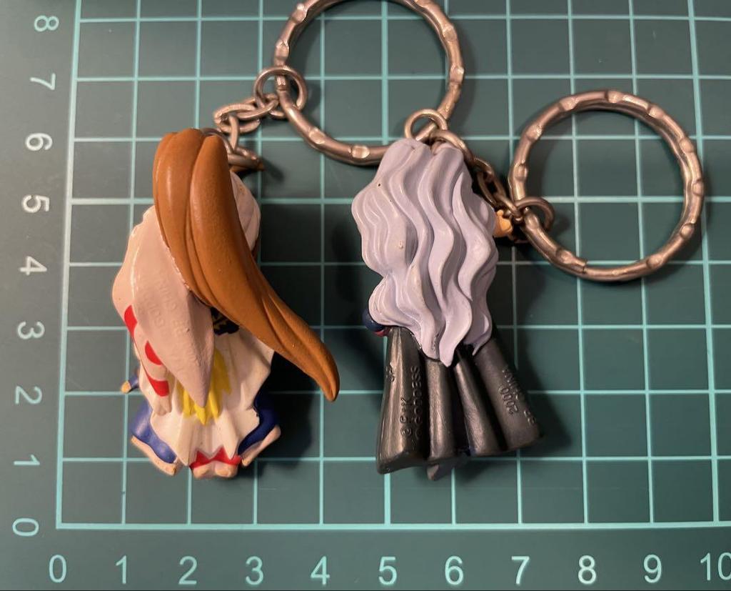 [USED] Ultra Rare Ah! My Goddess Belldandy Urd Figure Keychain
