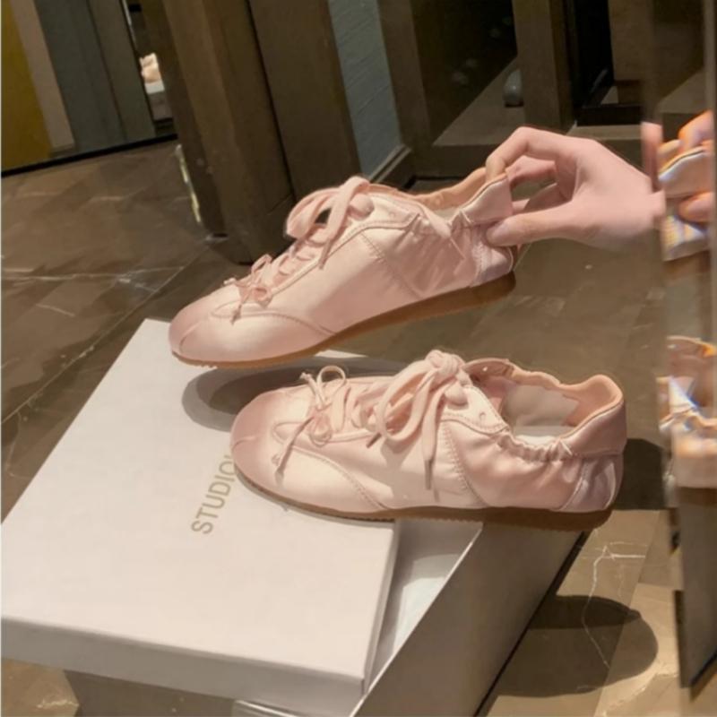 Fashion Women's German Training Shoes 2025 Summer Pearl Mesh Breathable Forrest Gump Shoes Soft Sole Silver and White