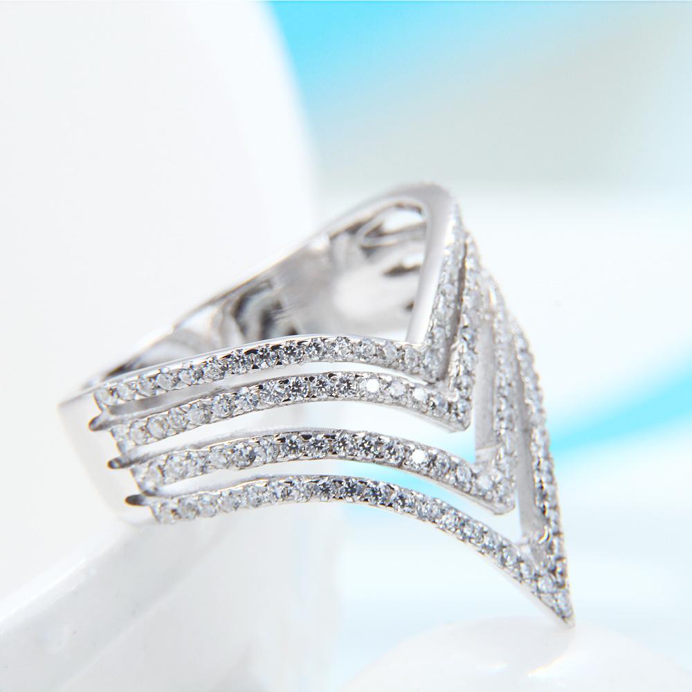 S925 Sterling Silver Inlaid with Zircon and Platinum Plated Urban Simple Ring