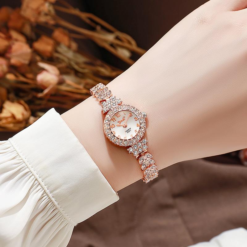 Women Bracelet Watches Rhinestone Strap Quartz Wristwatches Ladies Clock Gift Round Dial Watch